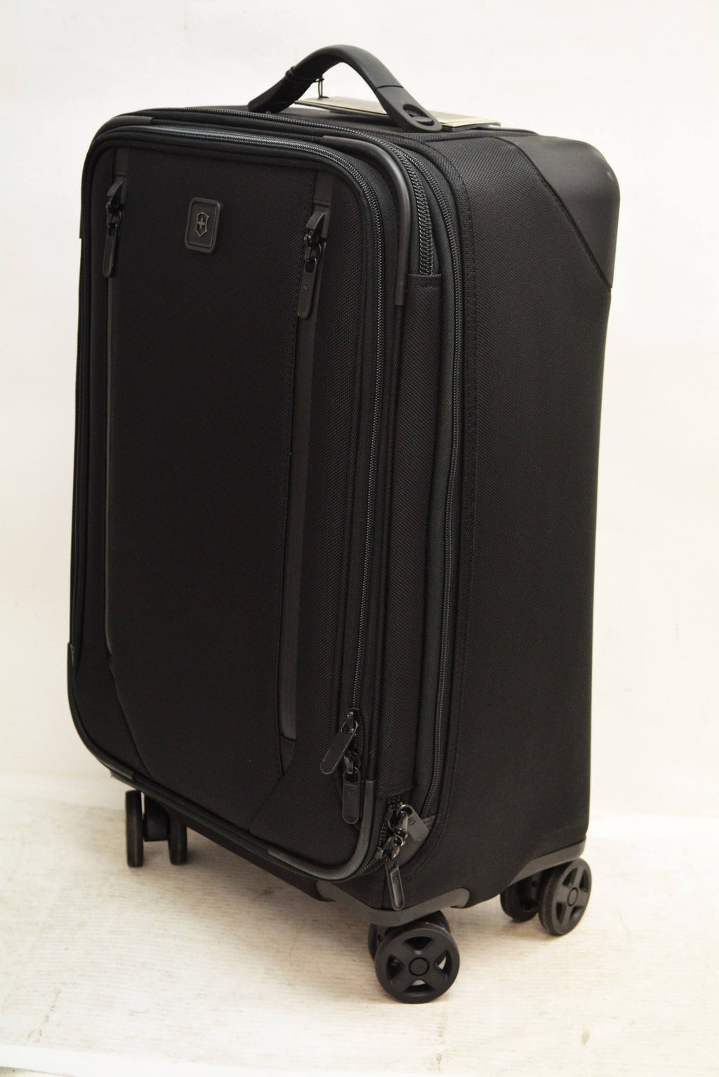 Black Large Carry on Q34531