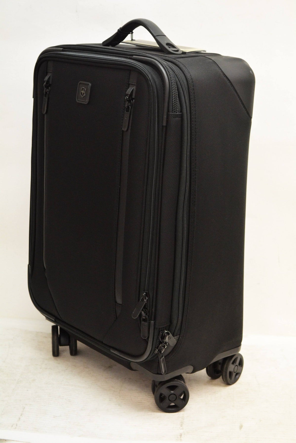 Black Large Carry on Q34531