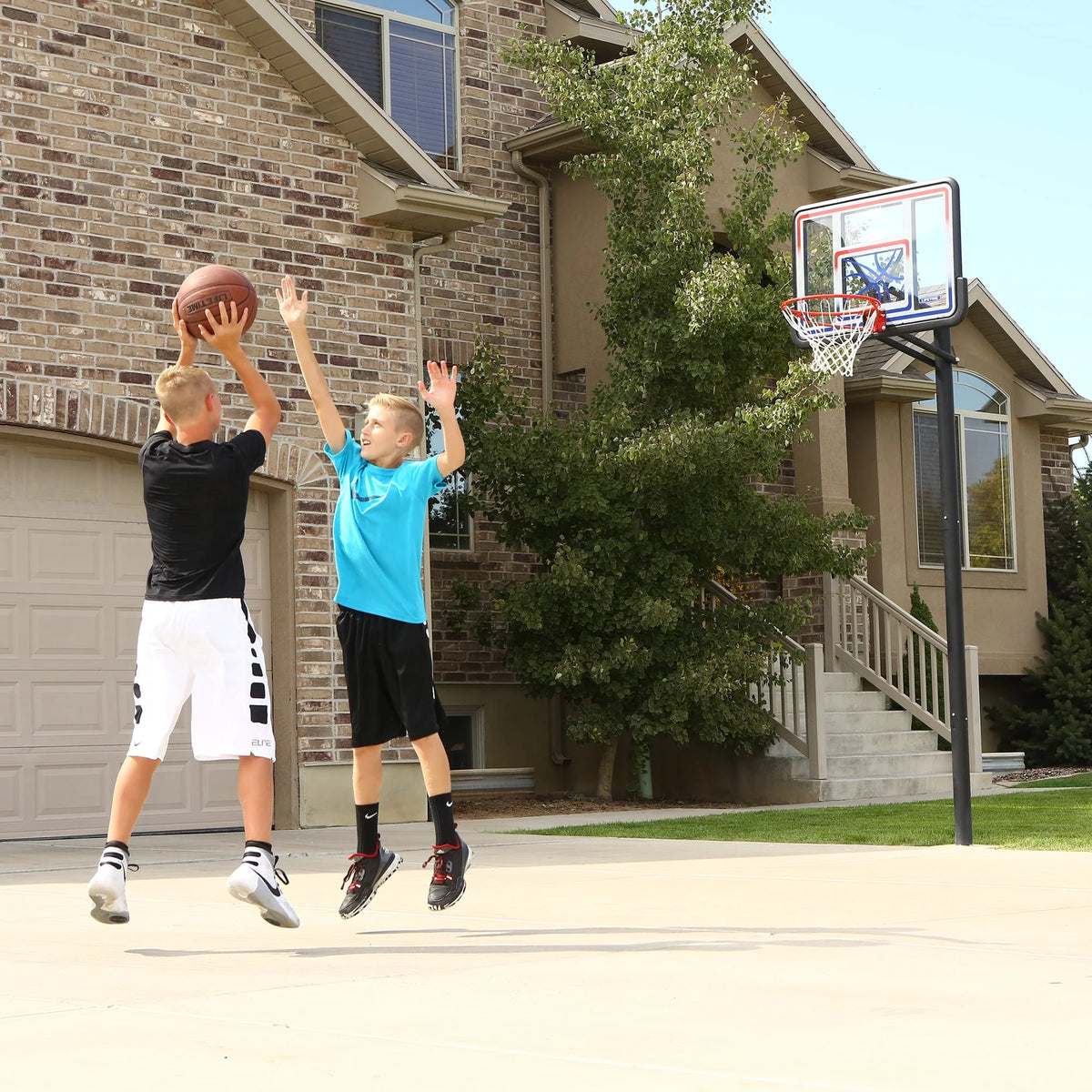 Adjustable Inground Basketball Hoop 44 inch Polycarbonate Q9587