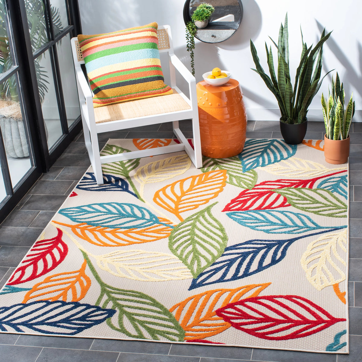 Ivory Green 7' x 9' Indoor/Outdoor Area Rug C4159