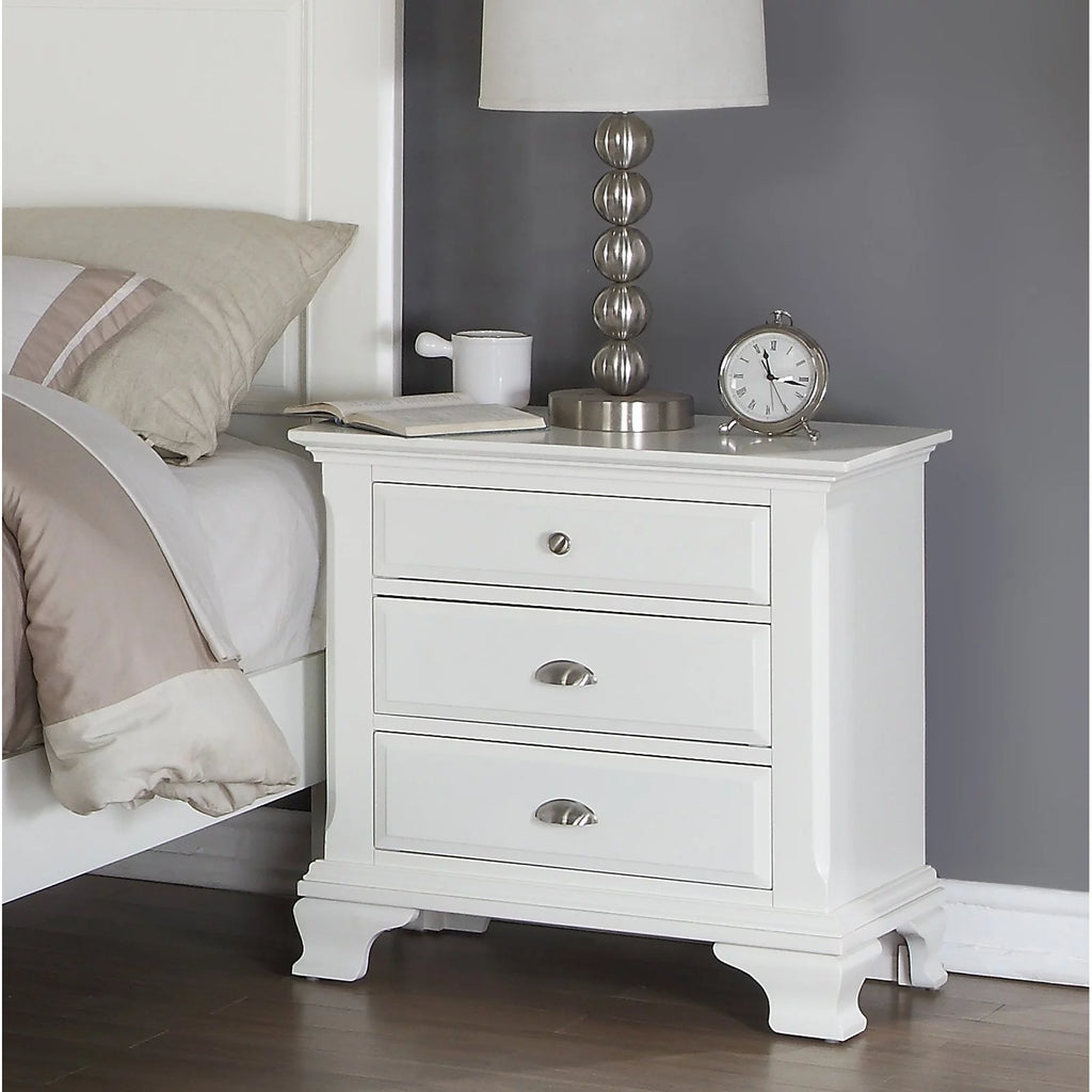 White Wood 3-Drawer Nightstand R780