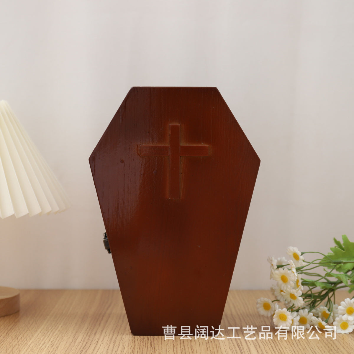 Miniature Doll House Furniture Coffin Ornament P620136