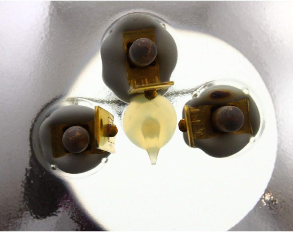 Toyota Tacoma Halogen Headlight Pair with Sealed Beam B606
