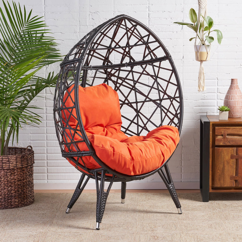 Indoor Wicker Teardrop Chair with Cushion T808239