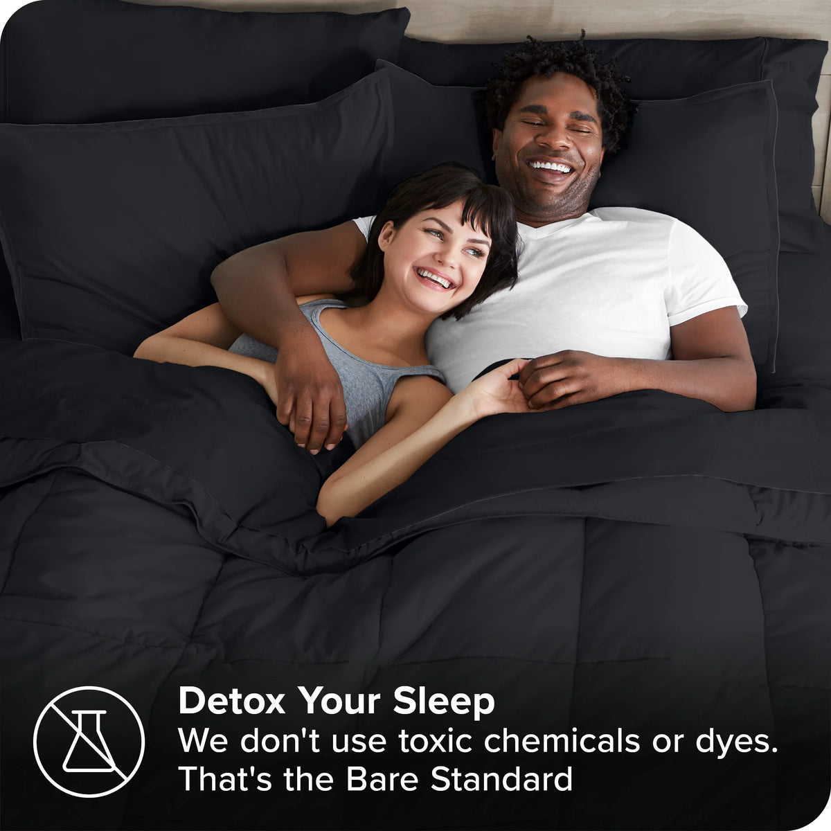 7 Piece Black Bed-in-a-Bag King R967937